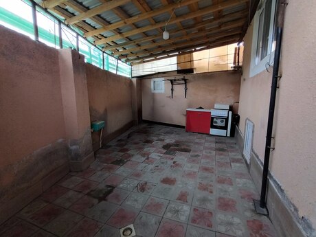 3 otaqlı həyət evi/bağ evi - Xırdalan - 100 m²