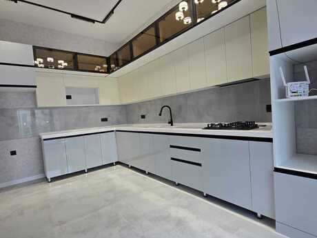 4 otaqlı həyət evi/bağ evi - Şüvəlan q. - 180 m²