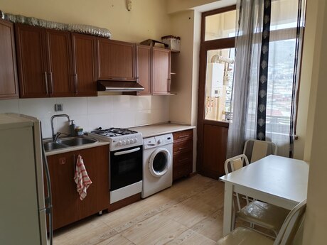2 otaqlı yeni tikili - Bayıl q. - 70 m²
