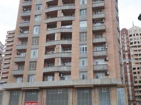 Гараж - м. Элмляр Академиясы - 25 м²