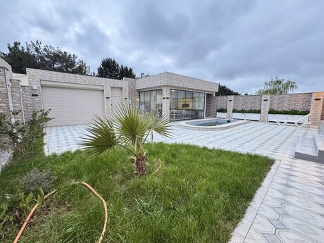 4 otaqlı həyət evi/bağ evi - Mərdəkan q. - 180 m²