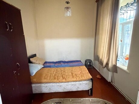 2 otaqlı köhnə tikili - Əhmədli q. - 30 m²
