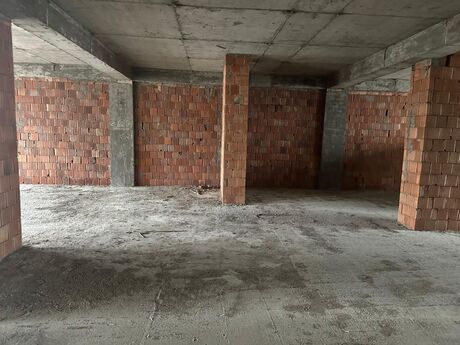 4 otaqlı yeni tikili - Yeni Günəşli q. - 145.5 m²