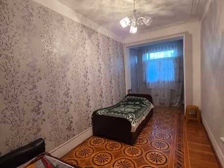 4 otaqlı köhnə tikili - Nəriman Nərimanov m. - 100 m²