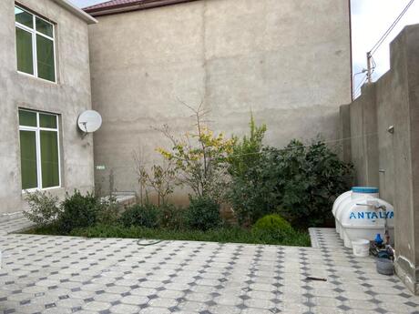 7 otaqlı həyət evi/bağ evi - Savalan q. - 180 m²
