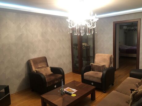 3 otaqlı köhnə tikili - Nəsimi r. - 80 m²