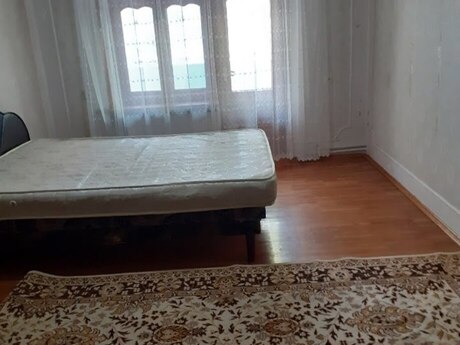 3 otaqlı köhnə tikili - Neftçilər m. - 65 m²