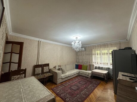 2 otaqlı köhnə tikili - Neftçilər m. - 65 m²