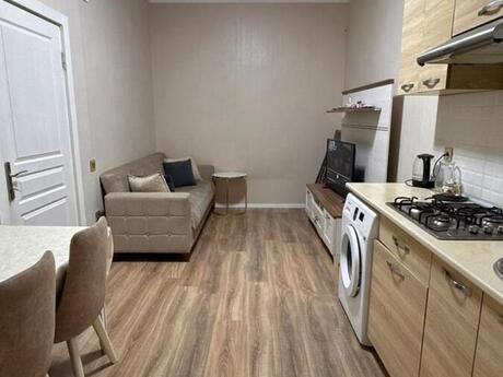 1 otaqlı yeni tikili - Yeni Yasamal q. - 42 m²