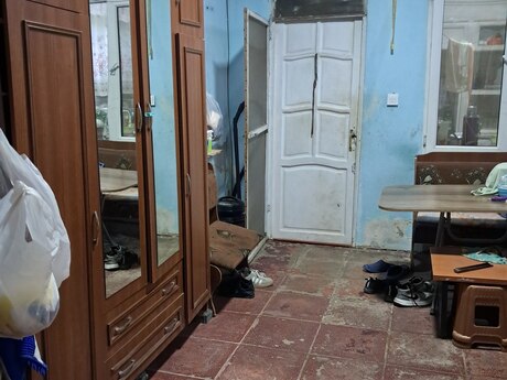 3 otaqlı həyət evi/bağ evi - Sabunçu q. - 70 m²