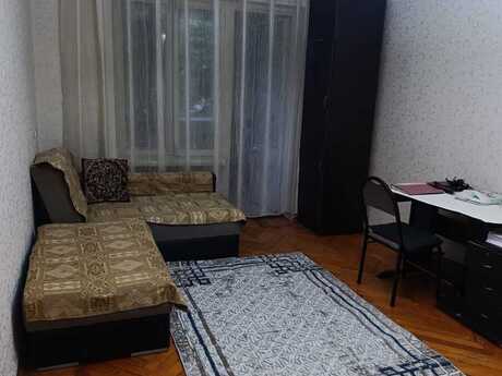 2 otaqlı köhnə tikili - İnşaatçılar m. - 50 m²