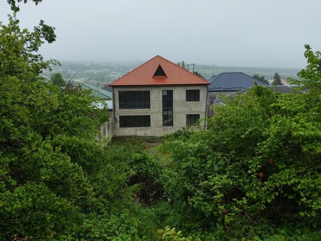 7 otaqlı həyət evi/bağ evi - Quba - 260 m²