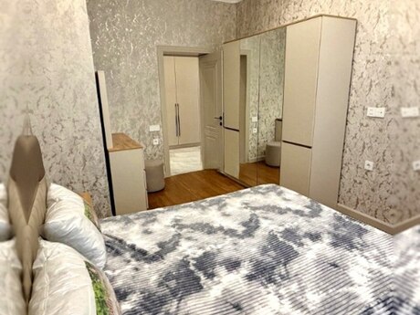28 Mayda 2 otaqlı yeni tikili mənzil kirayə verilir, 85 m², 1 600 AZN/ay, şəkil 5 / 12