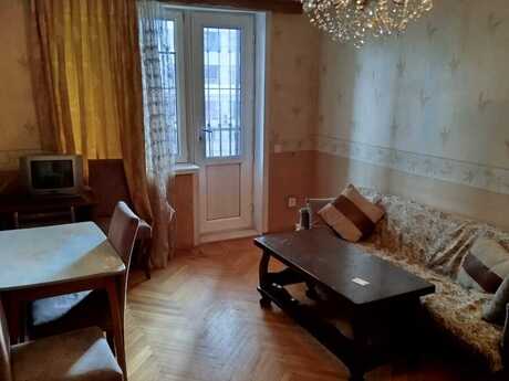 Elan №6098003 - Bakı, Memar Əcəmi m., 2 otaqlı, 50 m², 3/5 mərtəbə