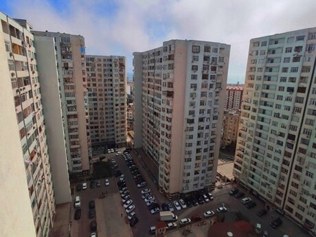 м. Ази Асланов