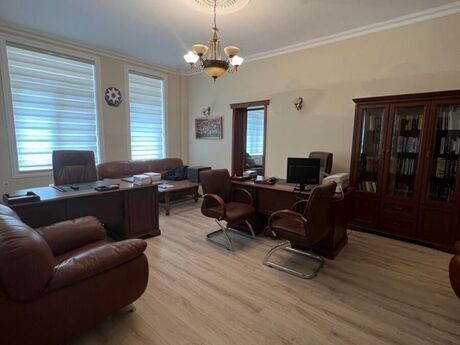 3 otaqlı ofis - Nizami m. - 110 m²