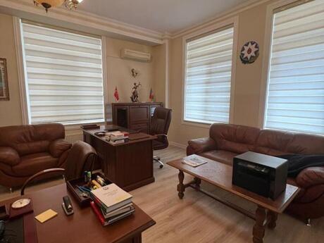 2 otaqlı ofis - Nizami m. - 90 m²