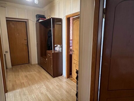 4 otaqlı köhnə tikili - Elmlər Akademiyası m. - 100 m²