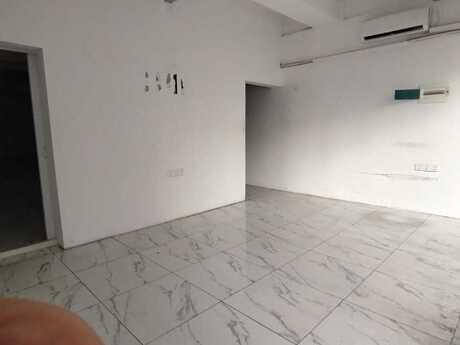 Obyekt - İnşaatçılar m. - 105 m²