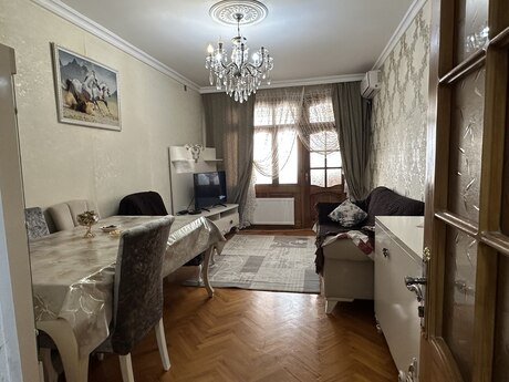 2 otaqlı köhnə tikili - Əmircan q. - 65 m²