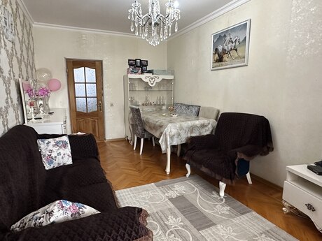 2 otaqlı köhnə tikili - Əmircan q. - 65 m²