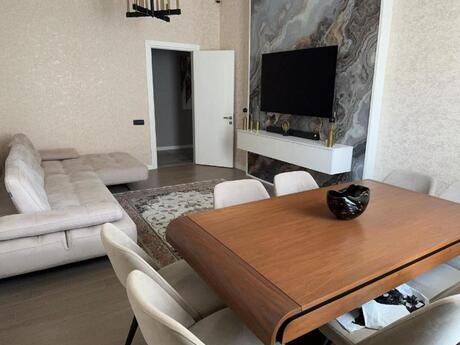 3 otaqlı yeni tikili - Elmlər Akademiyası m. - 119 m²