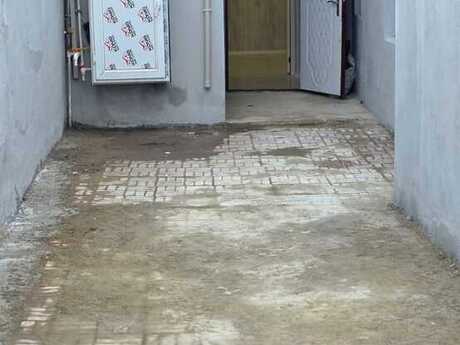 3 otaqlı həyət evi/bağ evi - İnşaatçılar m. - 70 m²