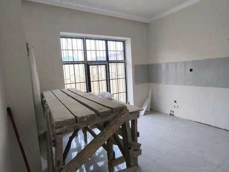 6 otaqlı həyət evi/bağ evi - Masazır q. - 300 m²