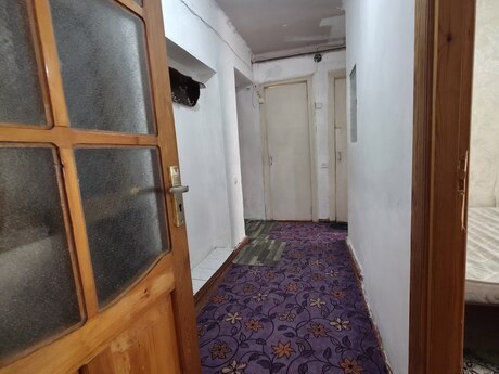 2 otaqlı köhnə tikili - Bakıxanov q. - 60 m²