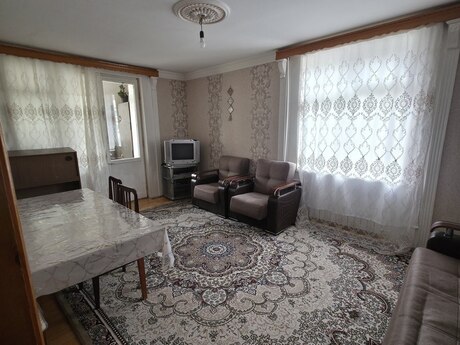 2 otaqlı köhnə tikili - Bakıxanov q. - 60 m²