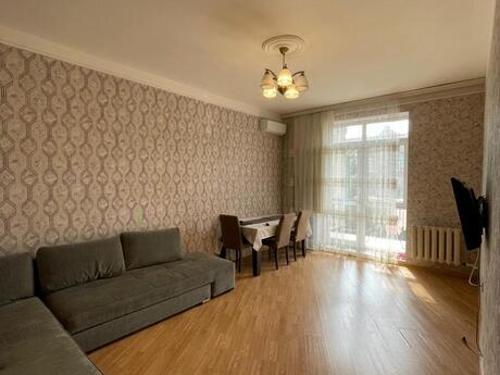 3 otaqlı köhnə tikili - Yasamal r. - 85 m²