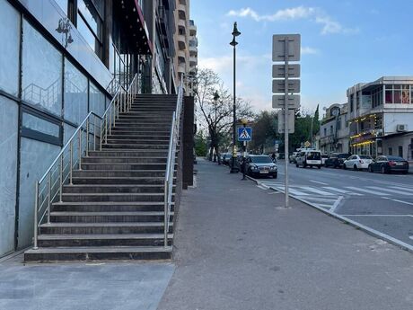 Obyekt - 28 May m. - 164 m²