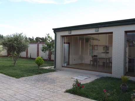4 otaqlı həyət evi/bağ evi - Xəzər r. - 140 m²
