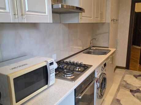 3 otaqlı yeni tikili - Elmlər Akademiyası m. - 120 m²