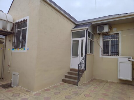 3 otaqlı həyət evi/bağ evi - Biləcəri q. - 77 m²