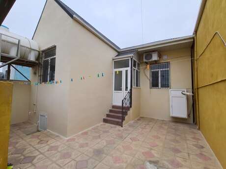 3 otaqlı həyət evi/bağ evi - Biləcəri q. - 77 m²