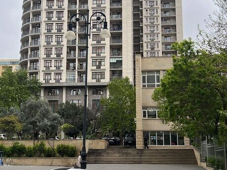 3 otaqlı yeni tikili - 28 May m. - 180 m²