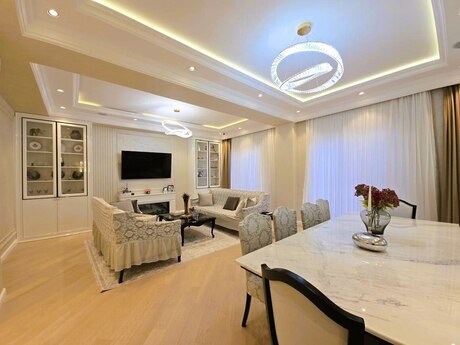 4 otaqlı yeni tikili - Ağ şəhər q. - 179 m²