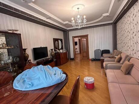 3 otaqlı yeni tikili - 8-ci mikrorayon q. - 150 m²