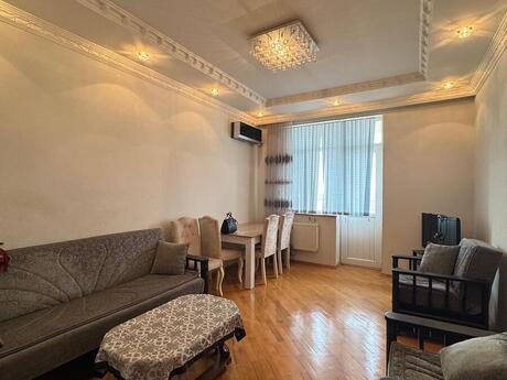 Объявление №6098340 - Баку, м. Иншаатчылар, 2-комн., 60 м², 17/18 этаж