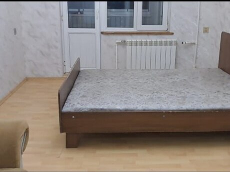 3 otaqlı köhnə tikili - Azadlıq Prospekti m. - 100 m²