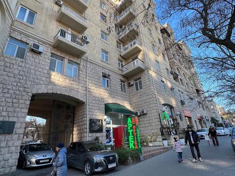 3 otaqlı köhnə tikili - Nəsimi r. - 100 m²