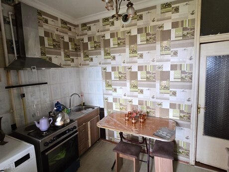 2-комн. вторичка - м. Ази Асланов - 60 м²