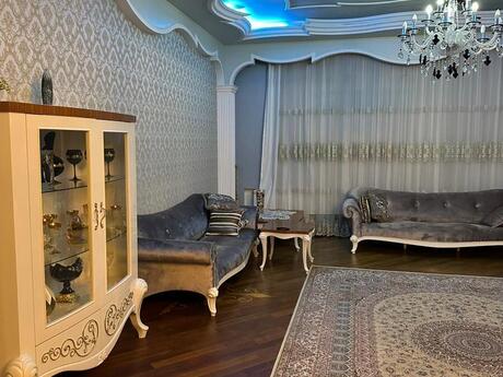 5 otaqlı yeni tikili - 28 May m. - 260 m²
