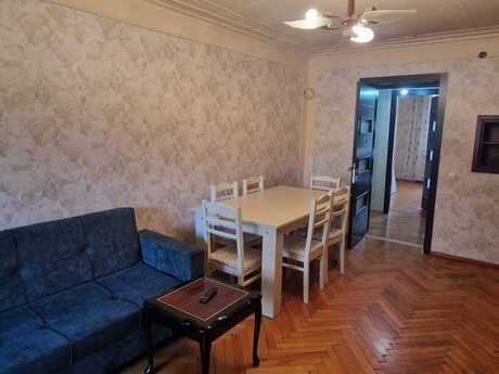 3 otaqlı köhnə tikili - Qara Qarayev m. - 60 m²