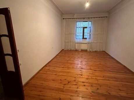 Elan №6098466 - Bakı, Günəşli q., 4 otaqlı, 130 m²
