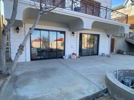 5 otaqlı həyət evi/bağ evi - Badamdar q. - 350 m²