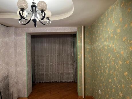 3 otaqlı köhnə tikili - İnşaatçılar m. - 87 m²