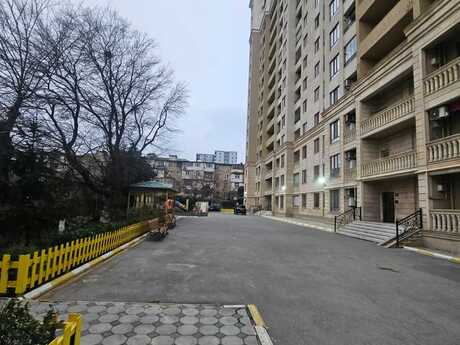 3 otaqlı yeni tikili - İnşaatçılar m. - 95 m²