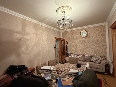 3 otaqlı köhnə tikili - Xalqlar Dostluğu m. - 35 m²